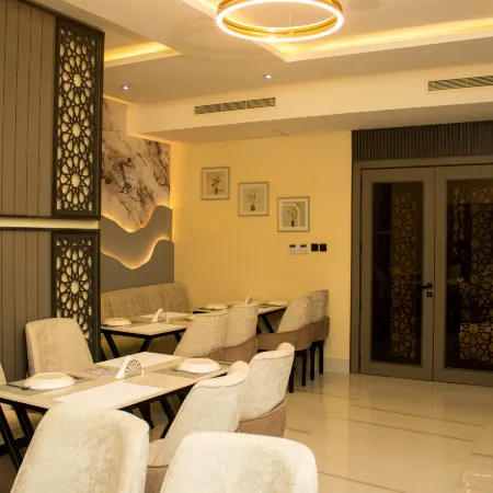 Ambiiflora Hotel & Residency