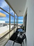 2BR entire apartment beach front 5/22 - New