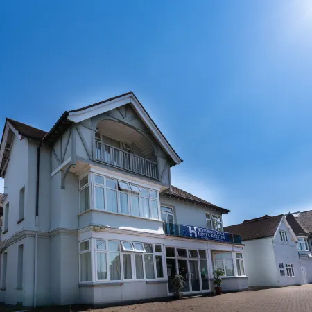 Heathrow Slough Hotel & Suites