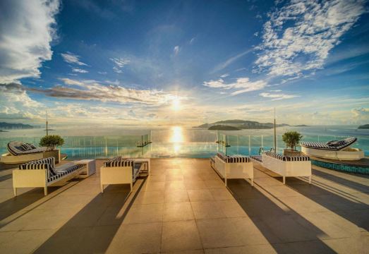 파노라마 냐짱 산빌라의 잘 갖춰진 주방 시설