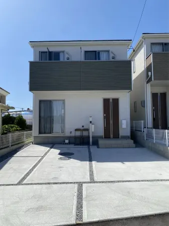 DanXiaGE in country near the sea