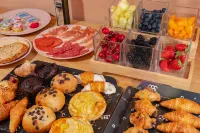 Antonio's Hostal - breakfast