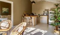Talk of The Town Hotels in Oranjestad