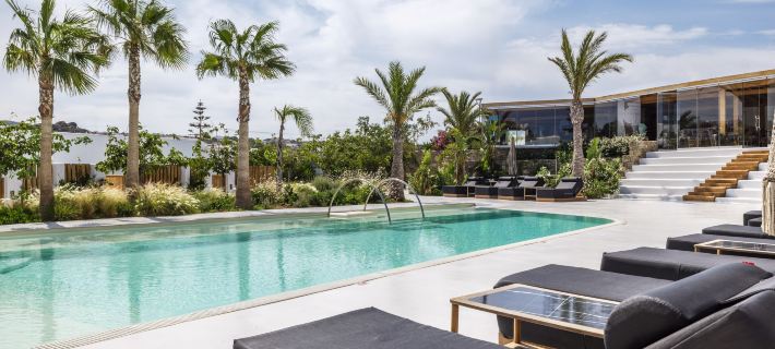 Axel Beach Mykonos Hotels in Mykonos