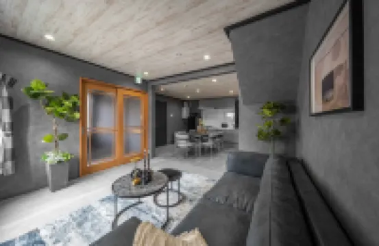 THE EXSTRA otaru family house