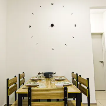Peaceful Luxury at Tresor Klang by HCK