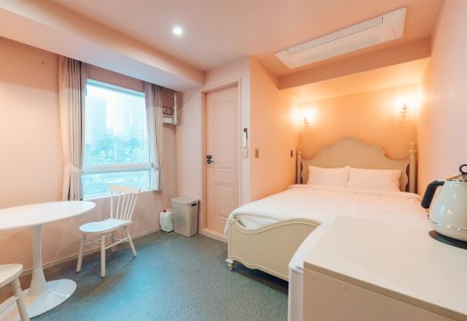 먼슬리브 종로 종각역 호텔 스테이 외관