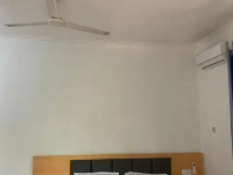 HUASHENG HOTEL Hoteles en Dar es-Salam