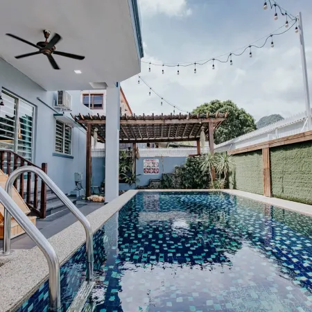 Ipoh 27 Private Pool Villa 4B3B by Verve@16 pax