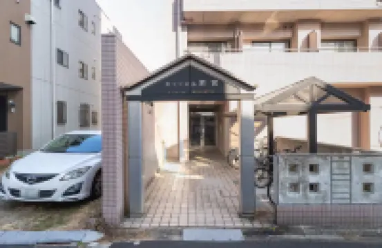 5 min drive Nagoya Sta / max 5 / 2 beds / 702