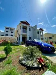 Ocean Vista | 2-Bedroom | Entire Modern House with Ocean Views, Pool, Gym | Nearby Beaches - 홈스테이