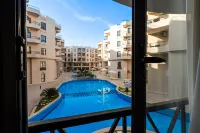 Resort Apt with 6 Pools Near Gouna - 新