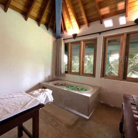 Atulya Lake View Mirissa - Resort and Spa