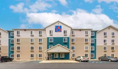 Motel 6 Extended Stay Birmingham Pelham  AL