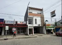 Teresita Travellers Inn by RedDoorz - 2 ดาว