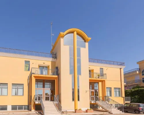 5 Bnb delle Nazioni with parking,9min Airport Sea Hotels in Bitonto