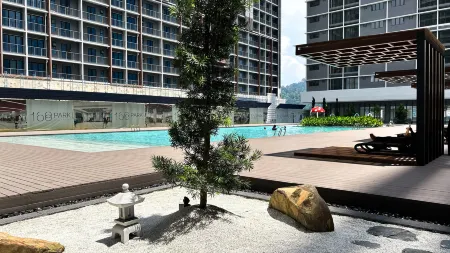 168 Park Selayang by Manhattan Group Отели в г. Гомбак