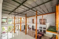 Gading Homestay Prigen Hotels in Lawang