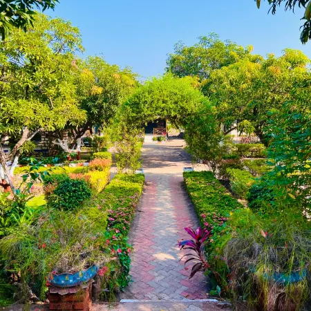 Pench Kulamama Safari Resort