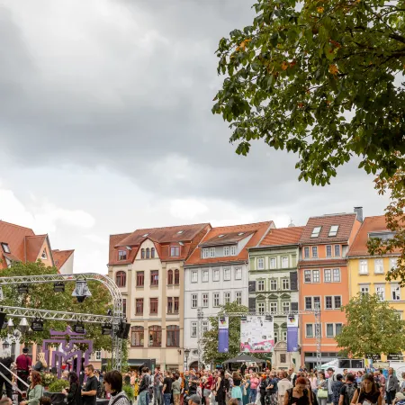 Global Living I Jena Markplatz