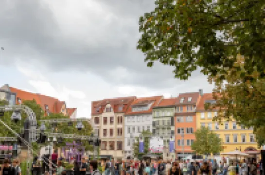 Global Living I Jena Markplatz