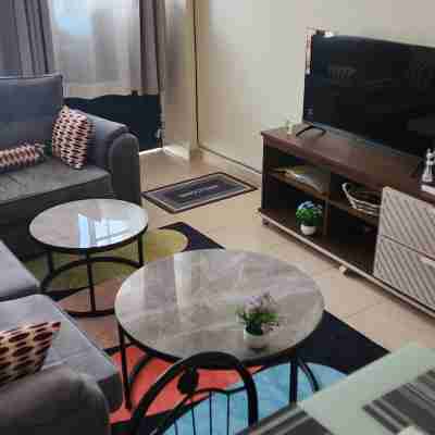 Texas Homes Meru Airbnbs Others