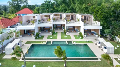 Bohemian Beachfront Apartments Hotels in Singaraja