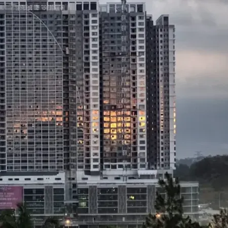 IOI Conezion Putrajaya Block C by Define Suite Отели в г. Серданг