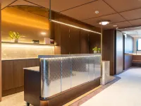 Boutech Hotel Yellowstone Hotels near MRT Far Eastern Hospital Station