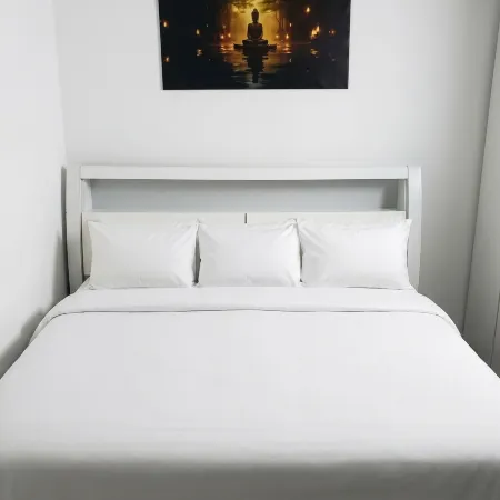 C-Side Luxury Oaks Apartment