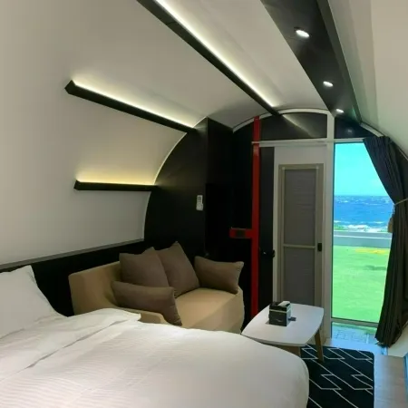 Green Island Tube 18