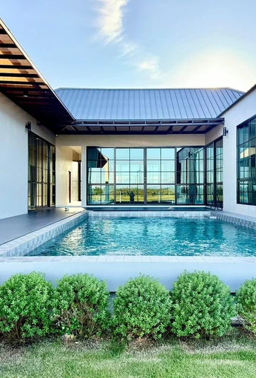 รูปภาพของชมนก ชมนา พูลวิลล่า