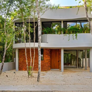 Tzabcan Luxury Eco-Villa