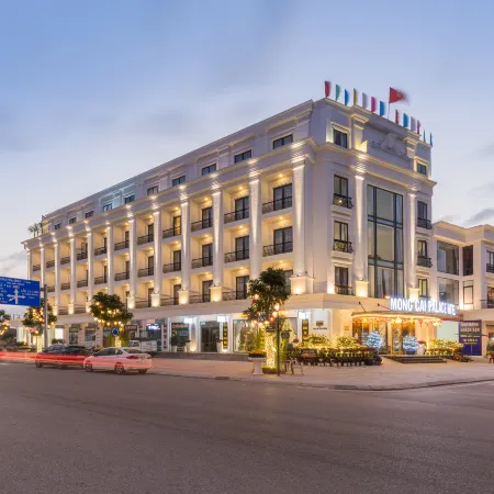Mong Cai Palace Hotel