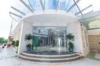 HAKU Boutique Hotel – City View, 8 min to Back Beach