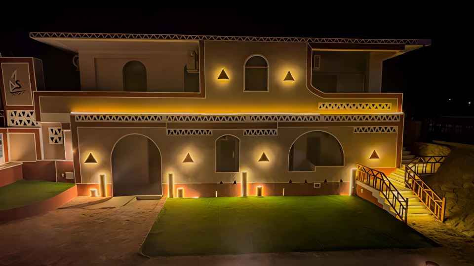 Sharty Hotel