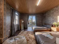 Yen Lam Homestay Da Lat Hotels near Trai Mat