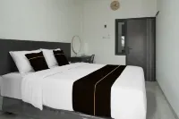 Hotel O Khan House Syariah - Balkoner