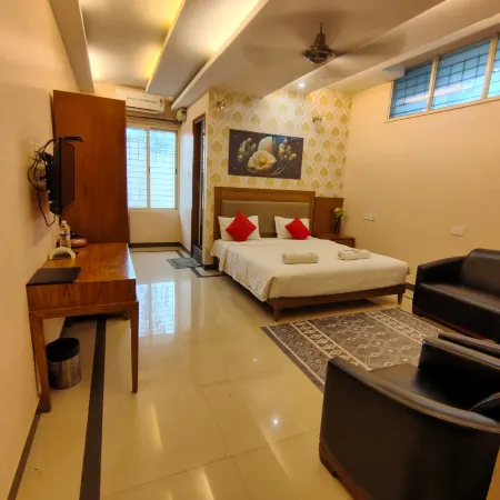 Hotel Hampi Grand Seasons
