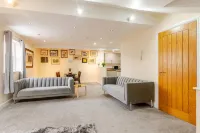 Cosy Modern Flat, Cockermouth, Sleeps 4