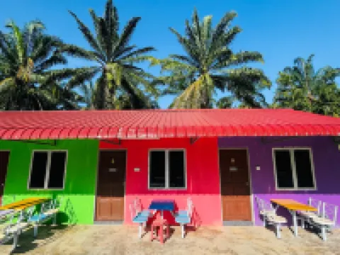 Capital O 91191 Chalet Cd Impiana 巴東色海酒店