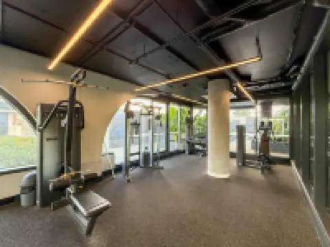 Stylish 1BR Apt in Ivanhoe with Free Parking Hoteles en Ivanhoe