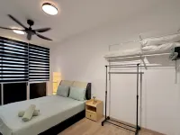 Midas Seri Alam 4pax 2Bed 2Bath - New