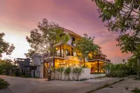 Alana Riverside Retreat Hotels in Cam Kim