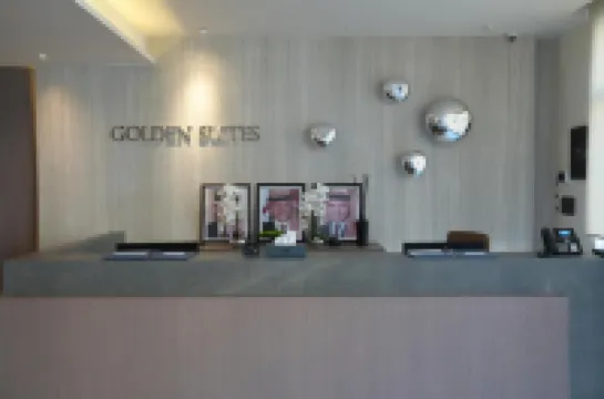 Golden Suites Hotel