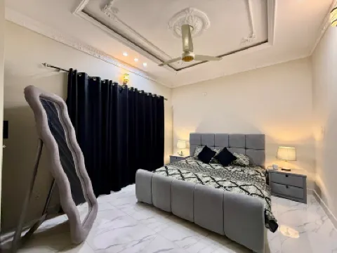 Somewhere Tonite BnB Hotels in 