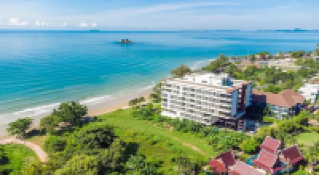 Private Beachfront 2 Bedroom Suite Full Ocean View