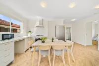 Home Away in Bateman - Hotel/Alloggi familiari