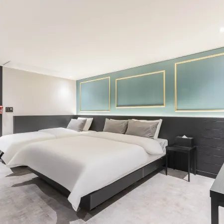 HOTEL DREAM