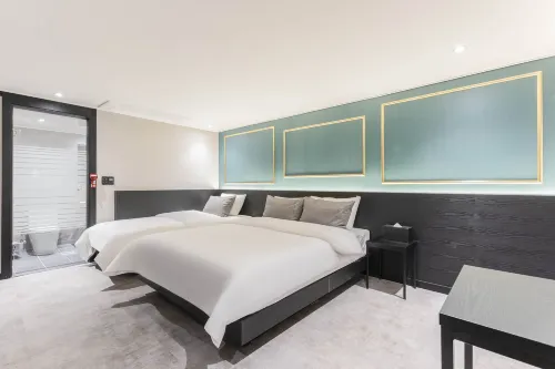HOTEL DREAM - موقف سيارات